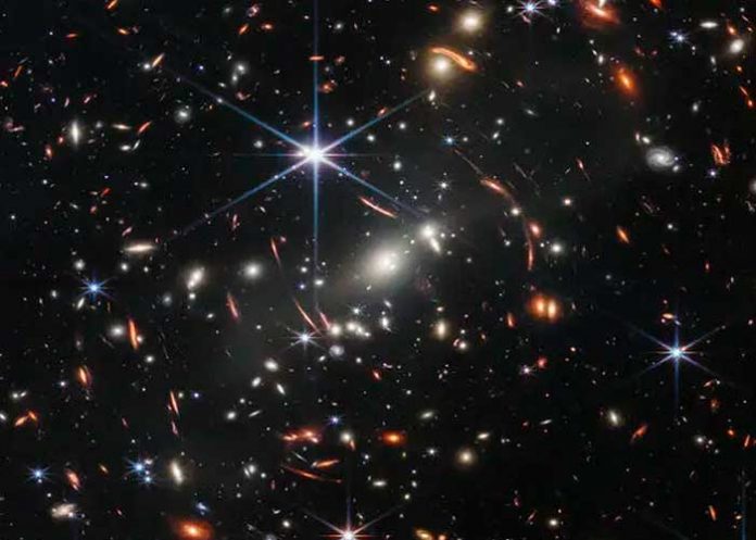 Foto: Encuentran una galaxia que desafía las teorías actuales / Cortesìa