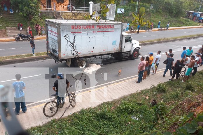 Foto: Terrible escena: Hombre muere arrollado por un camión en la entrada a Diriomo / TN8