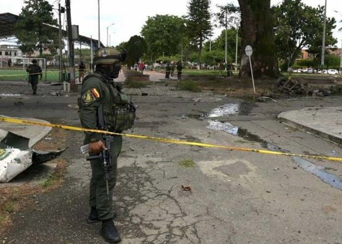 Tres muertos deja explosión de cochebomba en Colombia