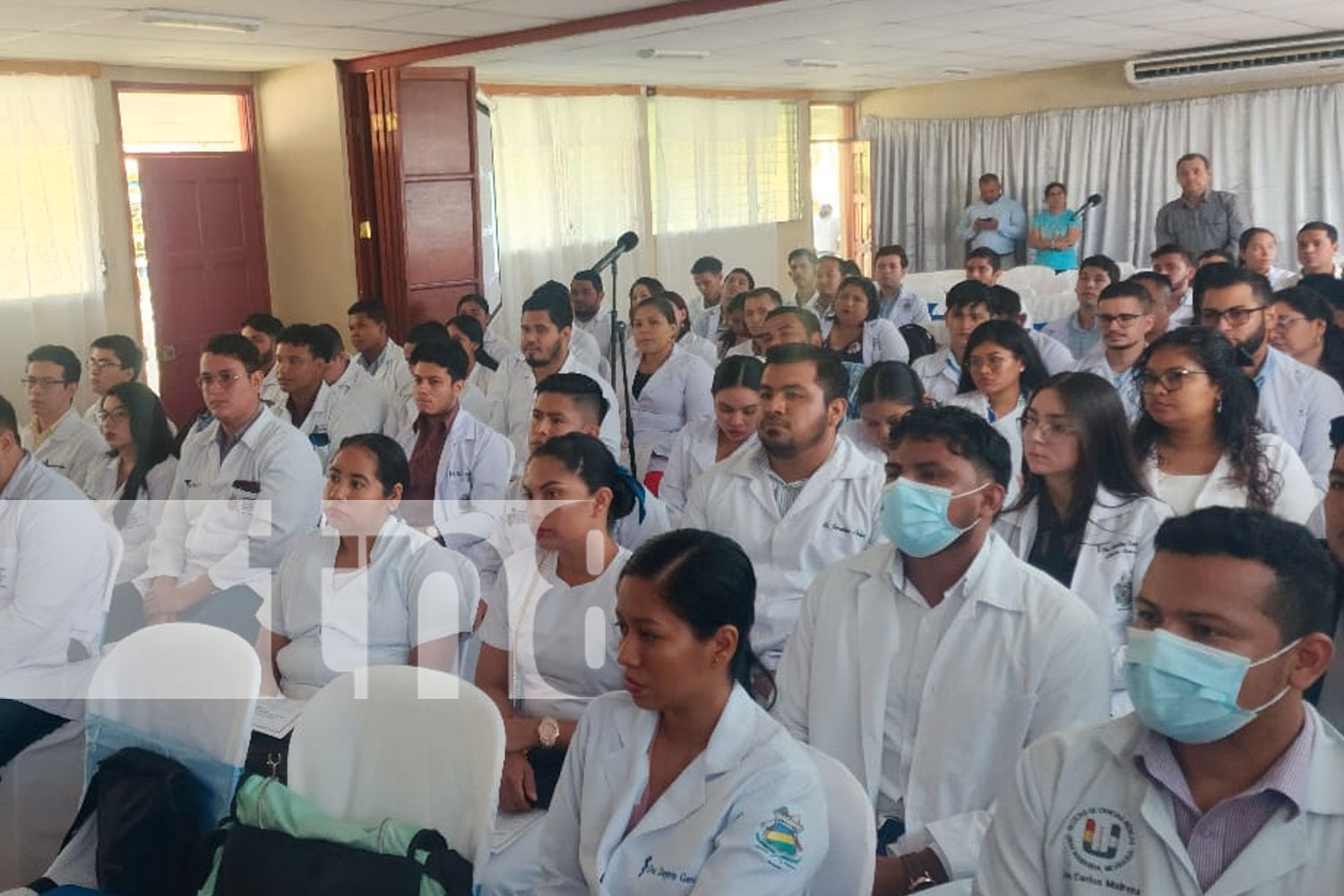 Foto: Médicos del Caribe Norte se capacitan en simposio de medicina interna/TN8