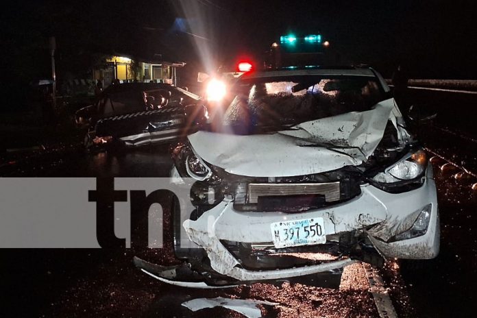 Foto: Taxista muere tras brutal impacto en el km 21 ½ de la Carretera Nueva a León/TN8