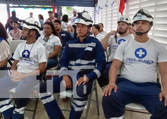 Foto: Cruz Blanca llega a su primer aniversario de fundación /TN8