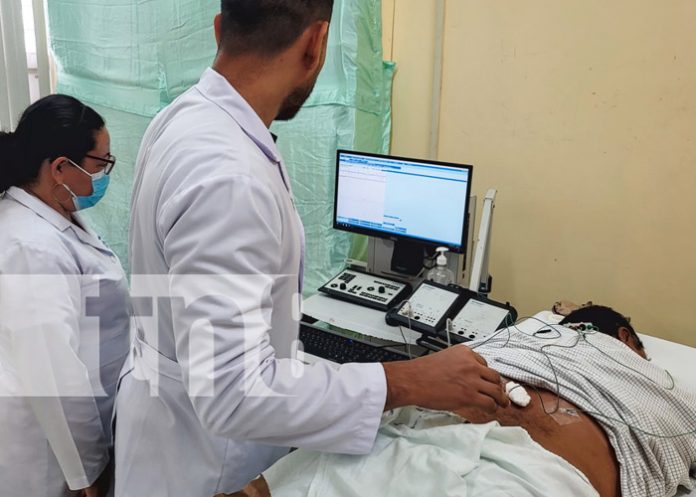 Foto:Feria de neurocirugía en Boaco brinda esperanza a cientos de pacientes/TN8