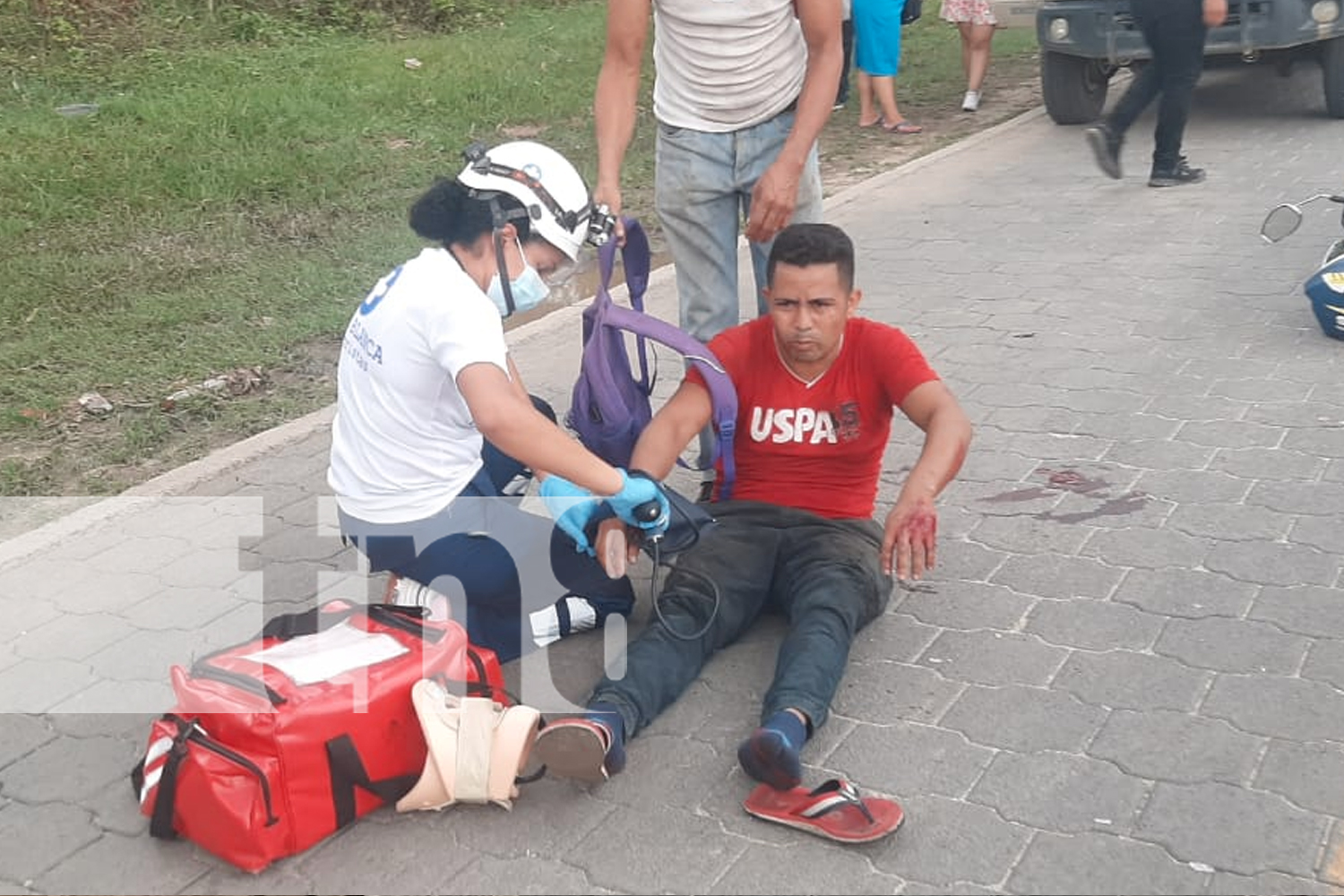 Foto: Motociclista lesionado en accidente en el empalme de la comunidad Santa Cruz, Jalapa/TN8