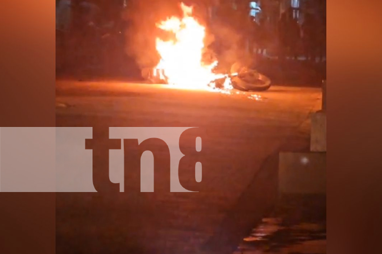 Foto: Motociclista "la vió pálida" tras chocar contra otra motocicleta en jalapa/ TN8