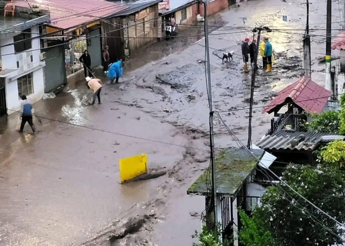 Foto: 30 desaparecidos por deslizamiento de tierra en Ecuador /Cortesía