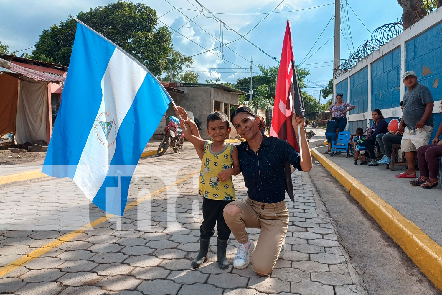 Foto: ¡Transformación en Granada! Familias de Pancasán estrenan 200 metros de adoquinado/TN8