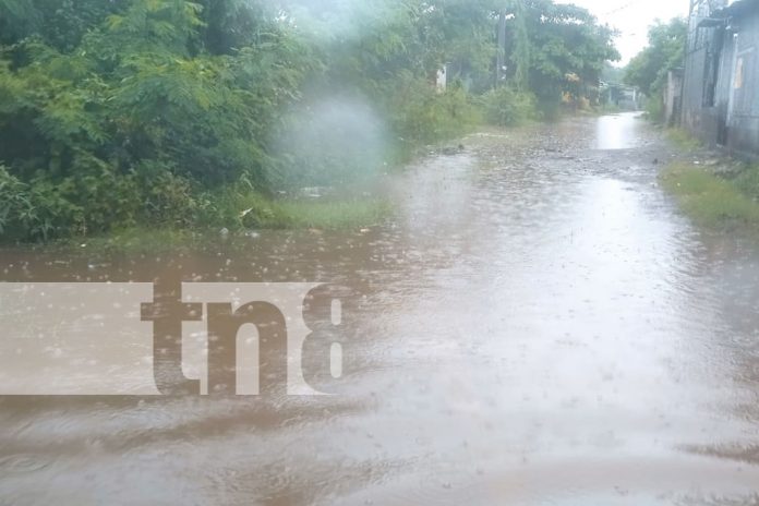 Foto: Desafío a la naturaleza: La imprudencia bajo la lluvia en Nicaragua/TN8