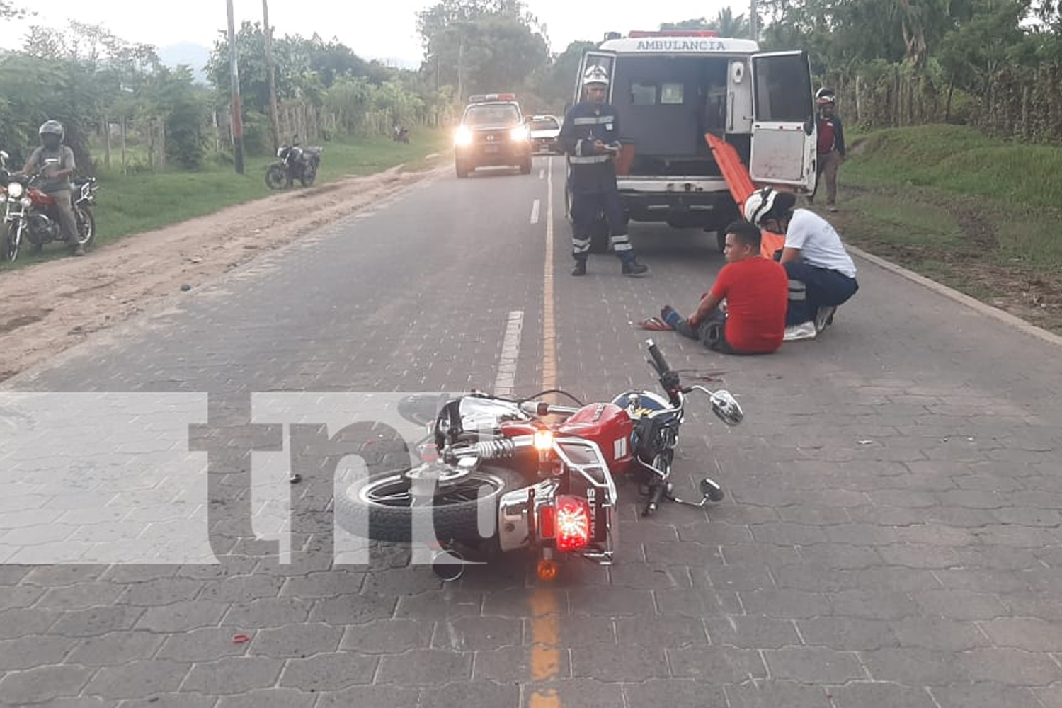 Foto: Motociclista lesionado en accidente en el empalme de la comunidad Santa Cruz, Jalapa/TN8