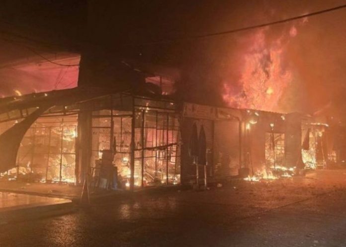 Foto: Devastador incendio de mercado en Tailandia /Cortesía