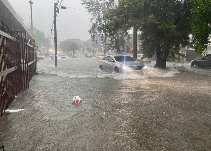 Foto: Chile bajo alerta máxima por arribo de intensas lluvias /Cortesía