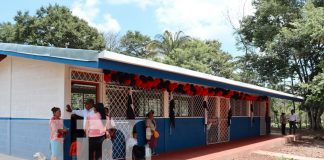 Foto: Inauguran nueva infraestructura escolar en Platanar Norte, Camoapa/TN8