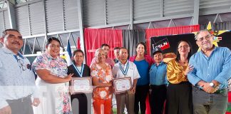 Foto: Somoto honra a sus maestros con la orden educativa "Prof. Augusto Salinas Pinell"/TN8