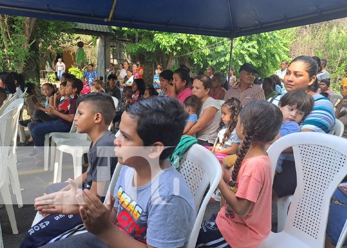 Entrega de calles asfaltadas en Managua 