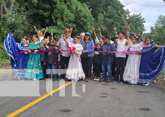 Entrega de calles asfaltadas en Managua 