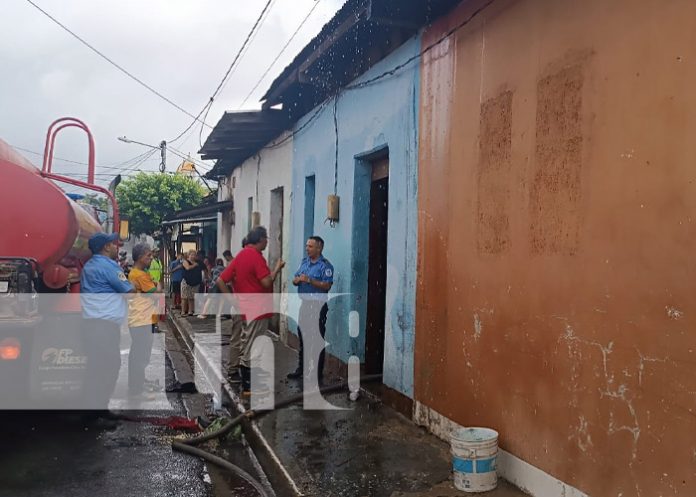 Foto: Incendio en una vivienda de Diriamba, Carazo / TN8