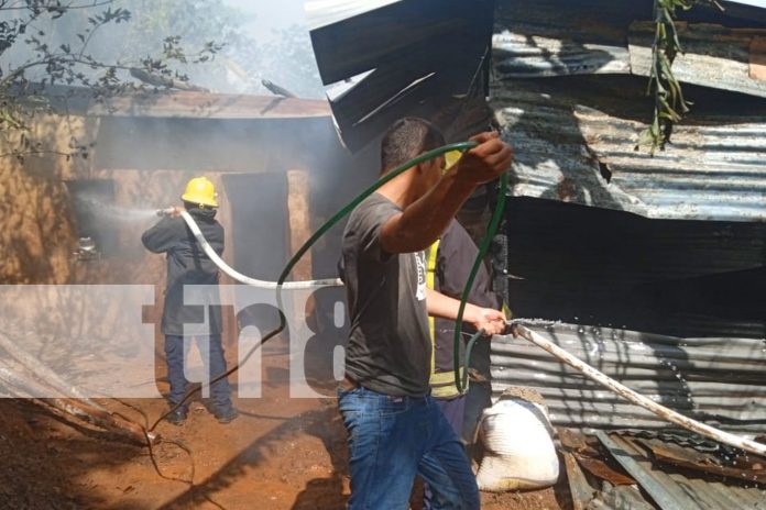 Foto: Incendio en vivienda de San Juan de Río Coco / TN8