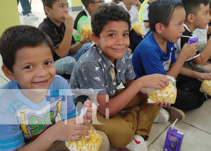 Foto: Tarde recreativa por la Semana del Niño en un colegio de Managua / TN8