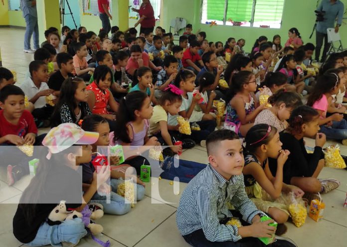 Foto: Tarde recreativa por la Semana del Niño en un colegio de Managua / TN8