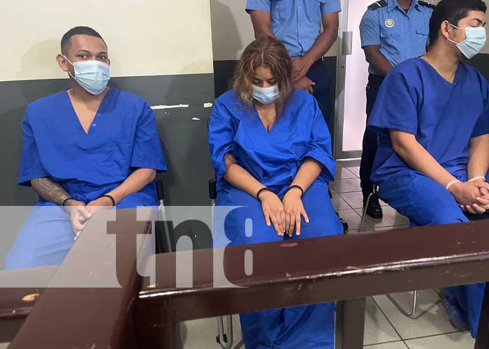 Foto: Capturan a mujer por posesión de marihuana y otras drogas en Managua / TN8