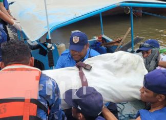 Foto: Ya van tres muertos por vuelco de embarcación en Puerto Sandino / TN8