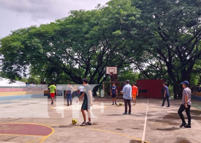 Foto: Tarde deportiva en la UNAN-Managua en conmemoración a Carlos Fonseca / TN8