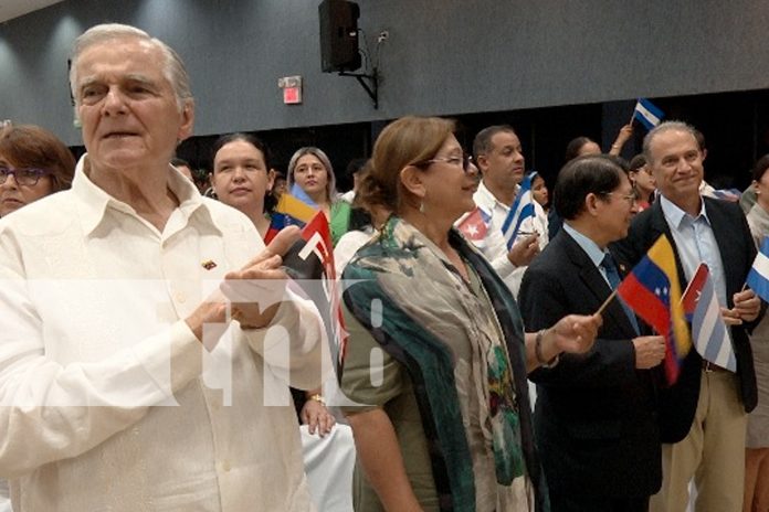 Foto: Emotiva conmemoración del Día de la Rebeldía Nacional de Cuba en la UNAN-Managua/TN8