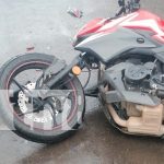 Foto: Dos jóvenes heridos tras choque de motocicleta en Rivas/TN8