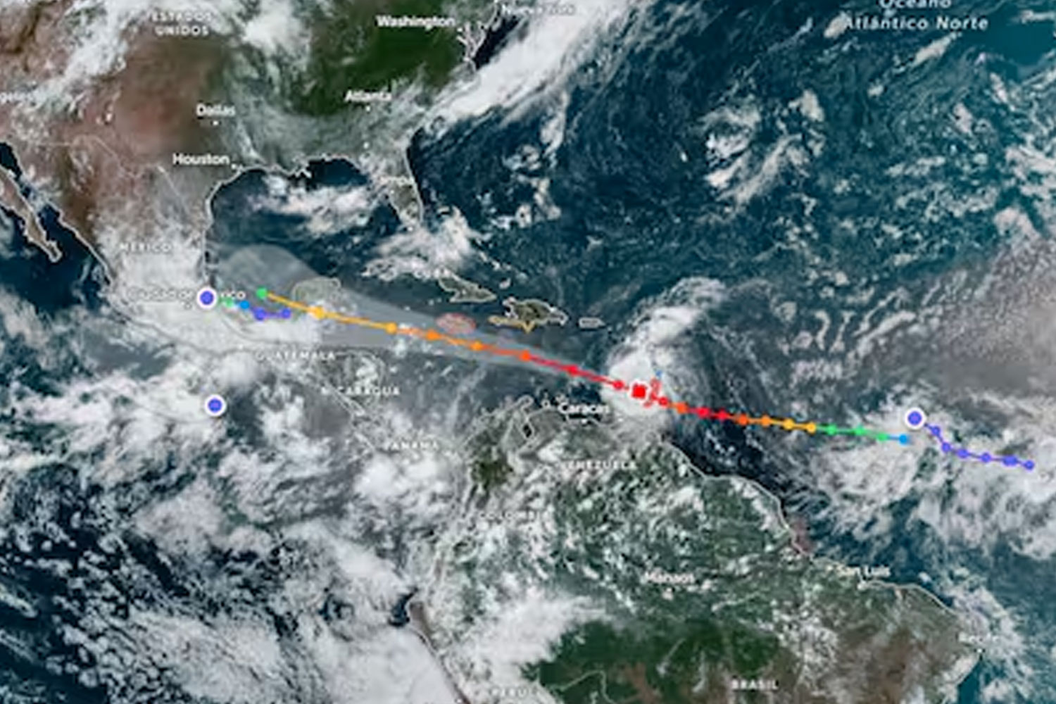 México en alerta máxima ante la inminente llegada del huracán Beryl