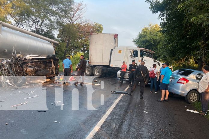 Foto: Cuádruple accidente de tránsito deja un fallecido en Chinandega / TN8