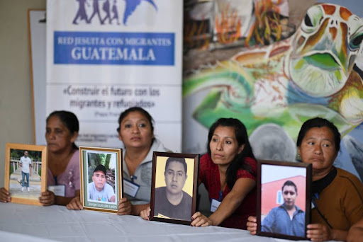 Foto: Familiares piden buscar a 10 guatemaltecos desaparecidos en México/Créditos