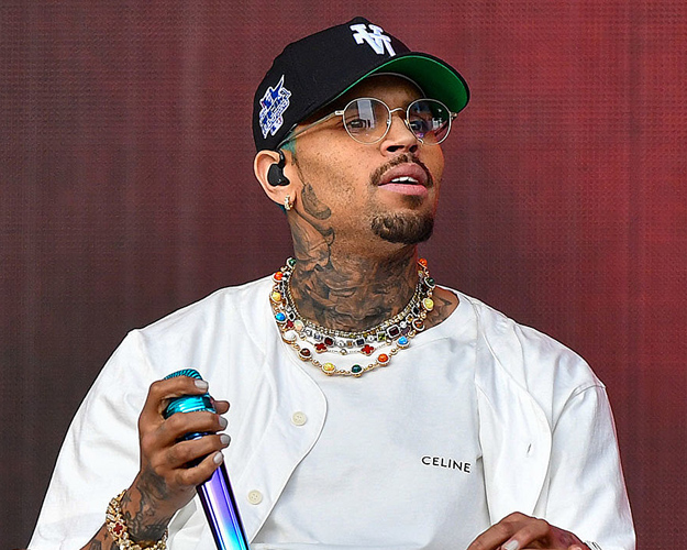 Foto:Chris Brown y su equipo presuntamente golpearon severamente a fans/Cortesía