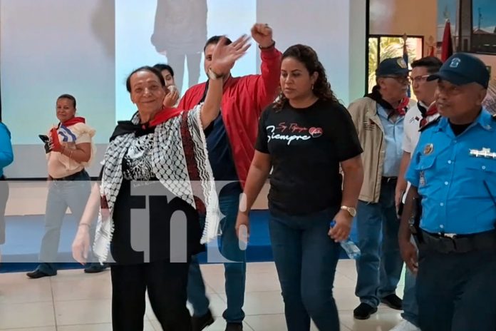 Foto: Leila Khaled heroína palestina, es recibida con honores en Diriamba, Carazo/TN8