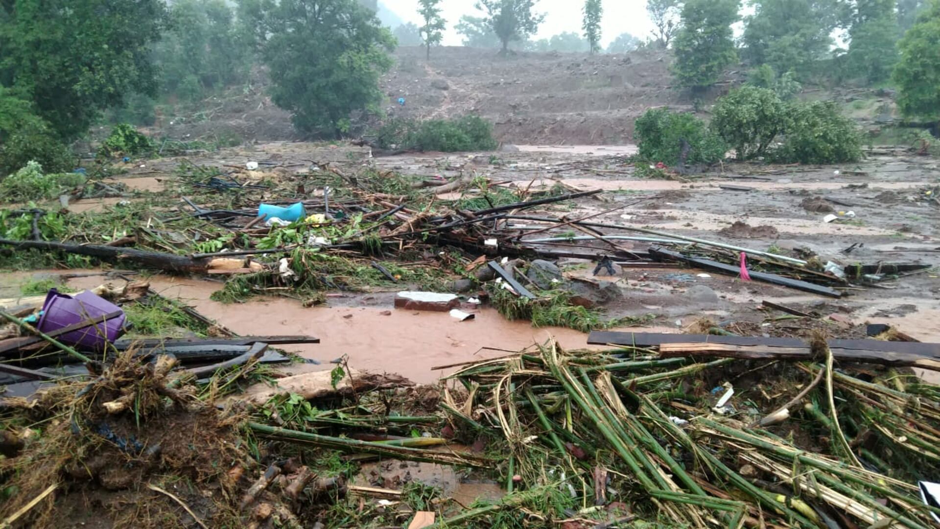 Foto: Más de 50 muertos en India por desprendimiento de tierra/Créditos