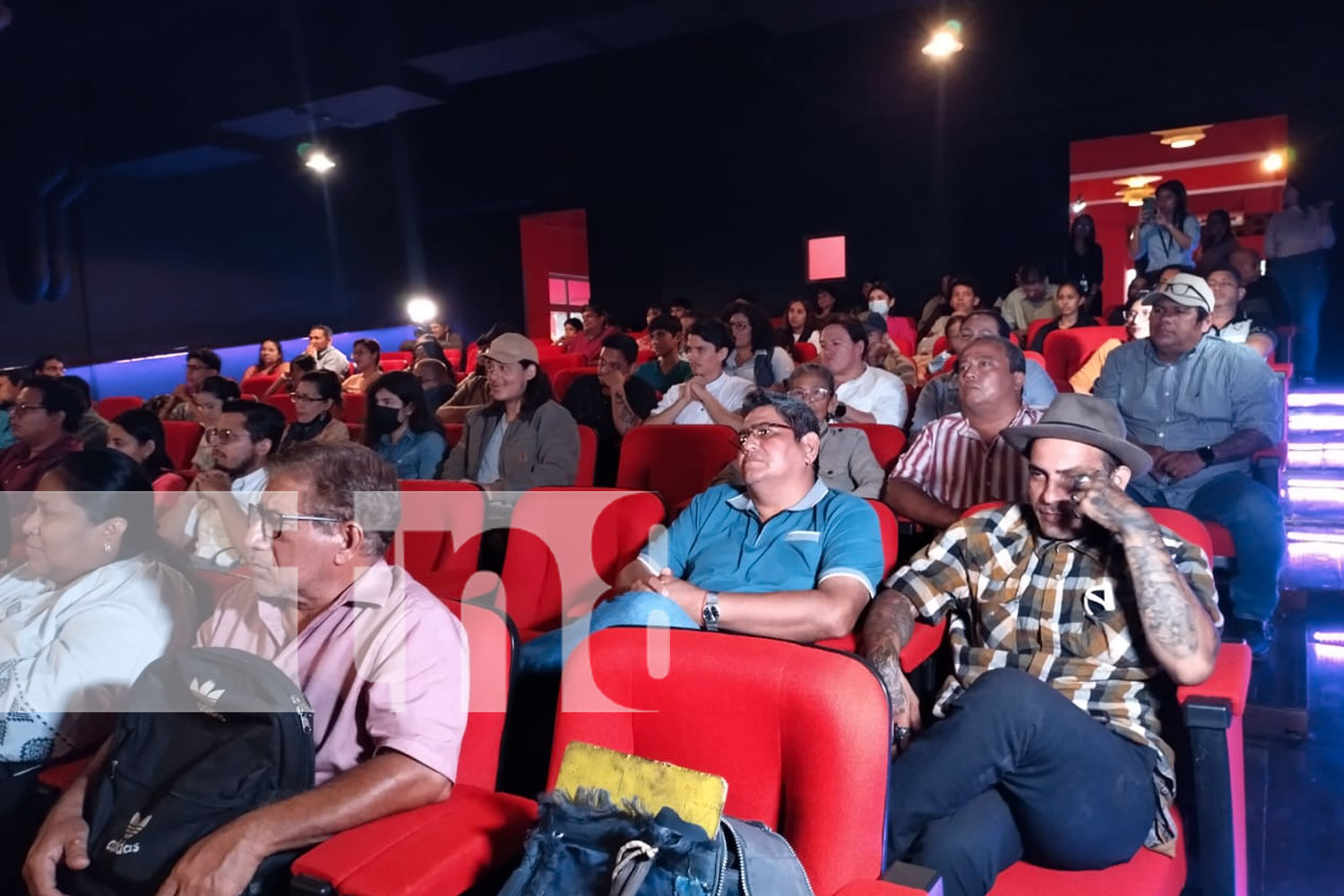 Foto: Actor japonés Sohji Izum imparte charla a amantes de la actuación en la Cinemateca Nacional/ TN8