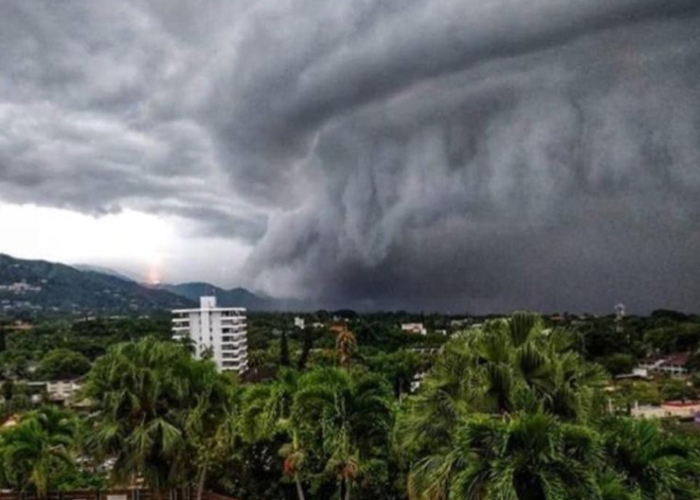 Foto: Huracán Beryl avanza con fuerza /cortesía 