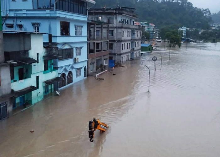 Lluvias torrenciales dejan 14 muertos en Nepal