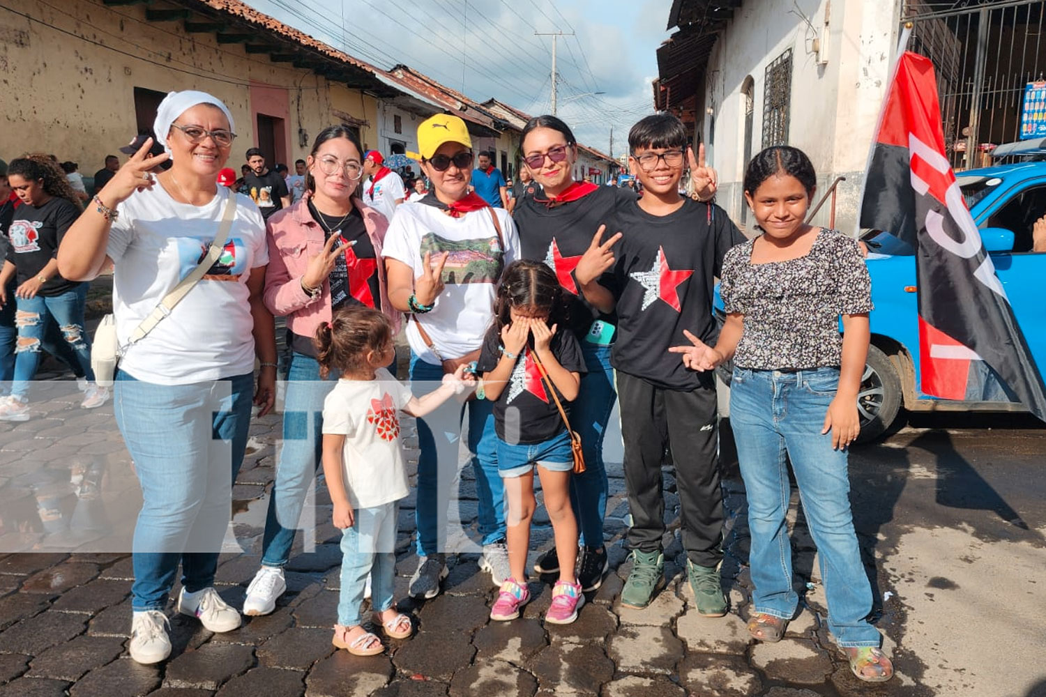 Foto: León celebra 45 años de liberación del Fortín de Acosasco con multitudinaria caminata/TN8