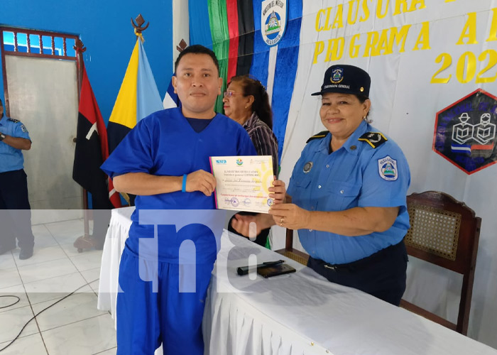 Foto: El pan del saber llega al Sistema Penitenciario de Granada /TN8