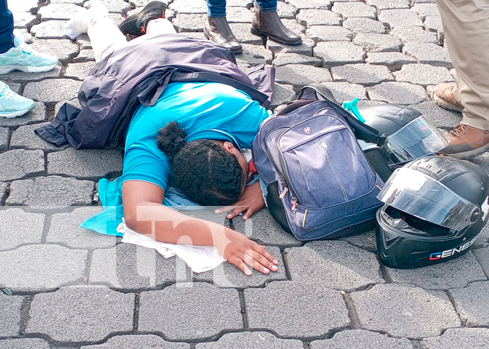 Foto: Accidente de tránsito en El Riguero, Managua, involucra a taxi y motocicleta/TN8