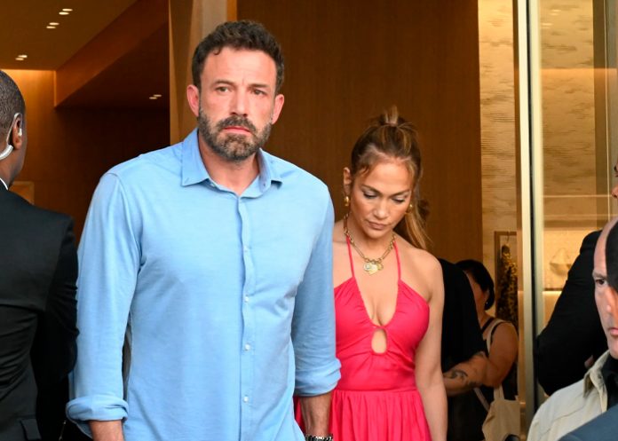 Foto: Ben Affleck no asiste a la fiesta de su esposa /Cortesía