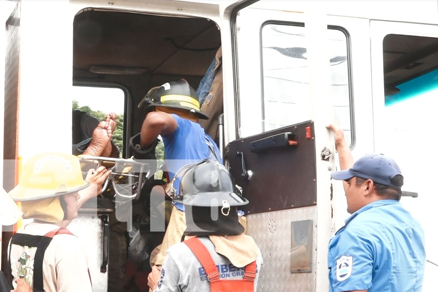 Foto: Hombre cae al vacío en un cauce de Granada/ TN8