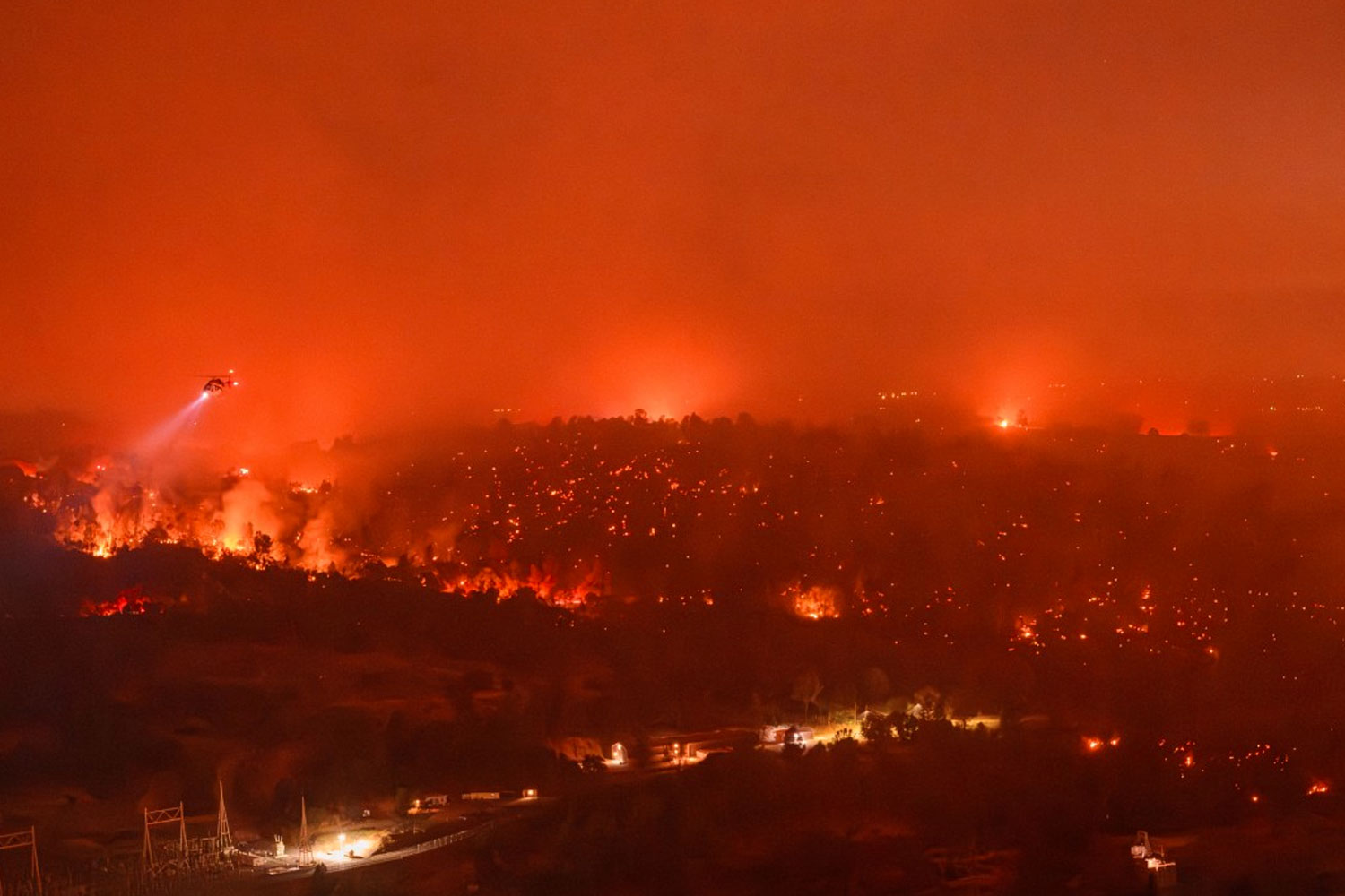 Foto: Miles de personas son evacuadas en California /Cortesía