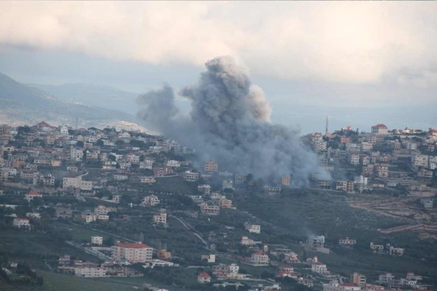 Foto; Dos muertos y tres heridos dejan ataques de drones en el Líbano/Cortesía