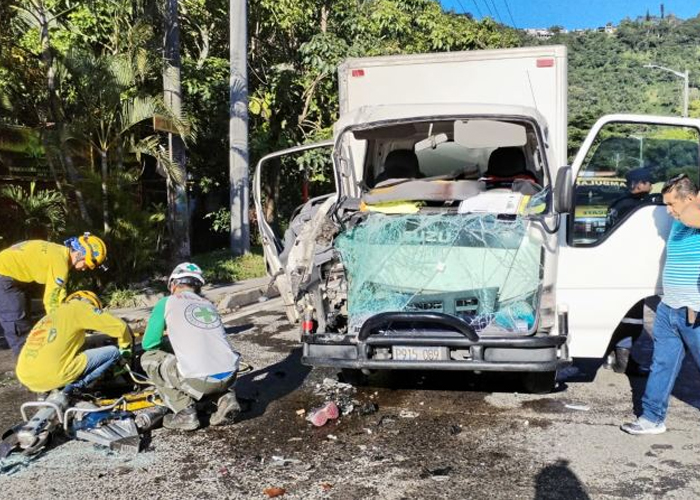 Foto: Accidente en El Salvador /cortesía