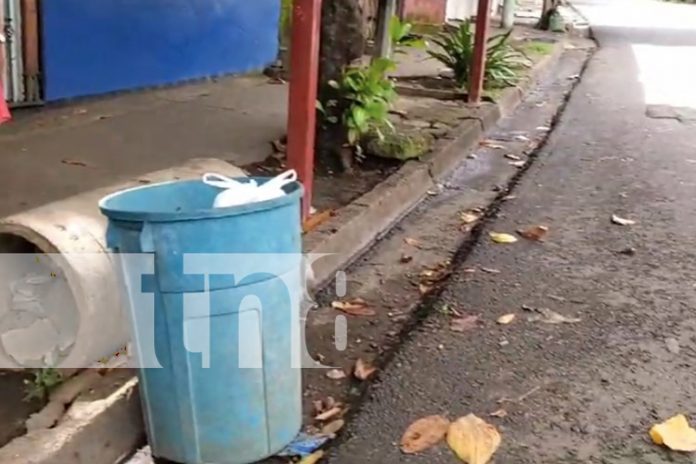 Foto: Arrolla a recolector de basura en semáforos de los Mil Metros /TN8