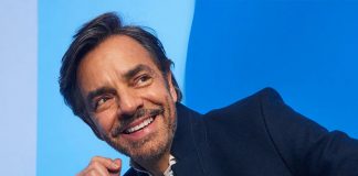 Foto: Eugenio Derbez visita su estatua /cortesía