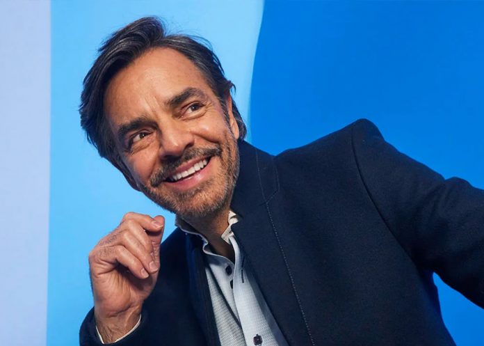 Foto: Eugenio Derbez visita su estatua /cortesía