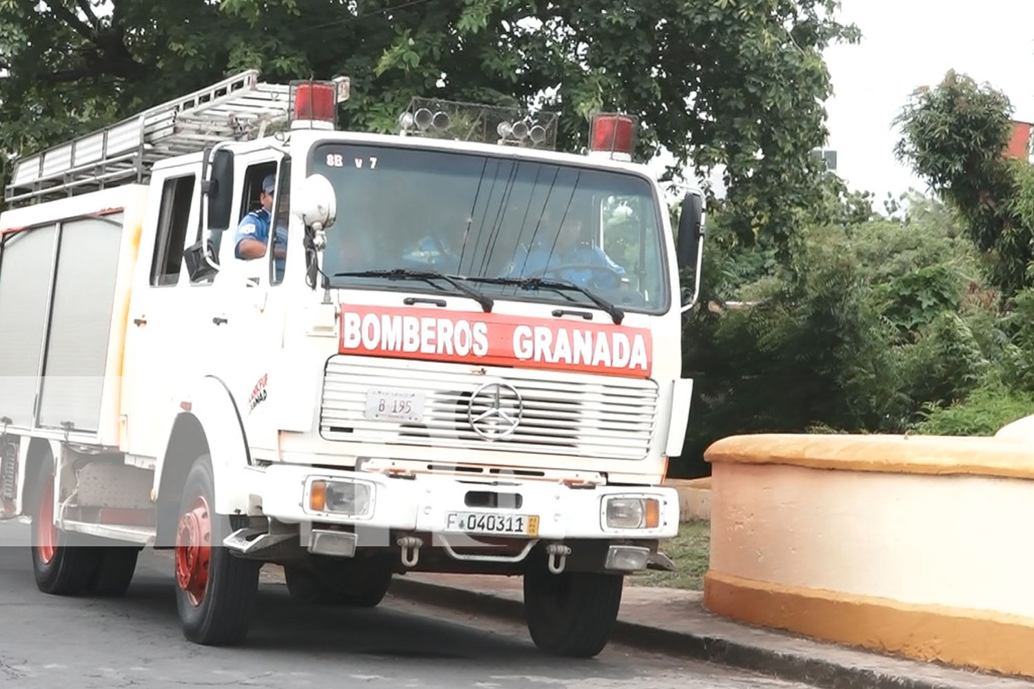 Foto: Hombre cae al vacío en un cauce de Granada/ TN8