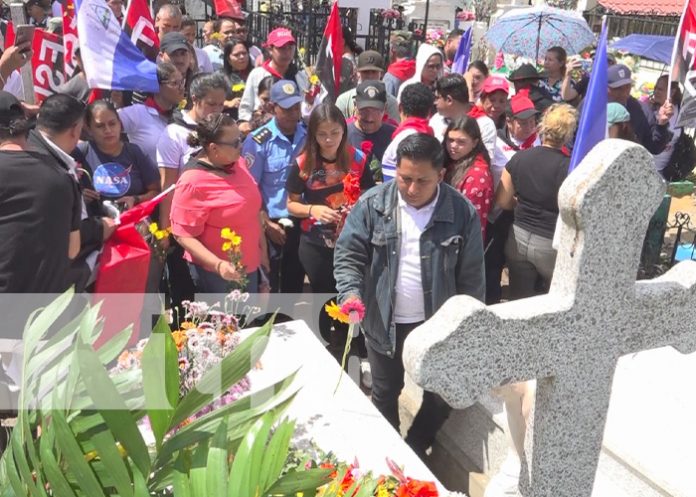 Foto: Estelí rinde homenaje /TN8